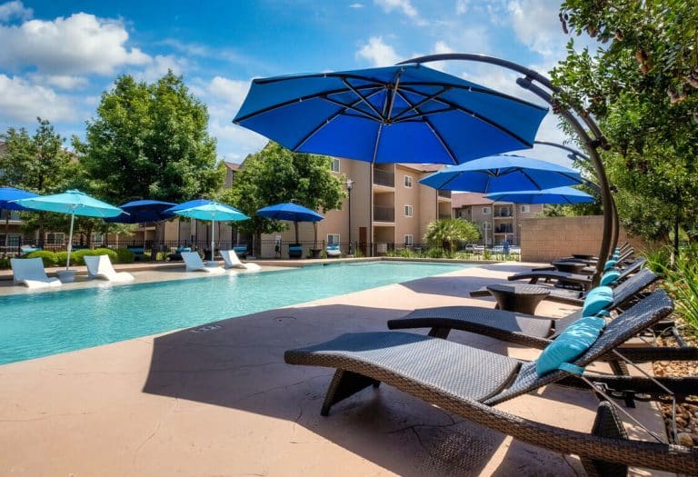 Madera | Apartments Near UTSA | San Antonio, TX